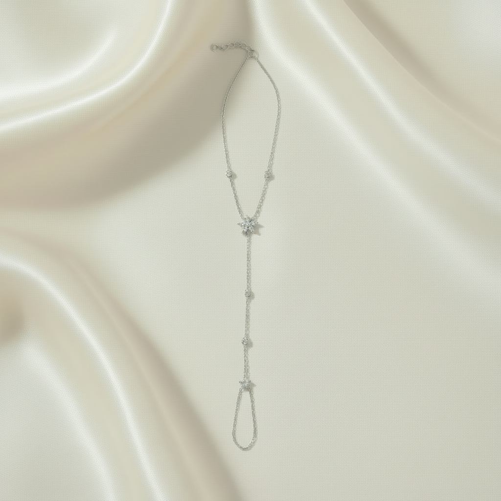 White Gold Hand Chain Equal Flowers